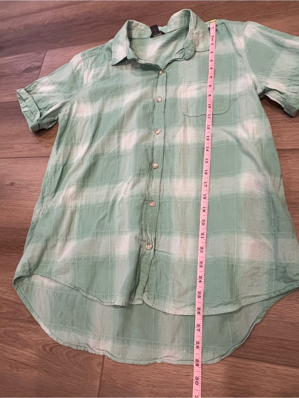 Eddie Bauer Mint & White Plaid Short-Sleeve Button-Down Camp Shirt Lightweight - Picture 3 of 7